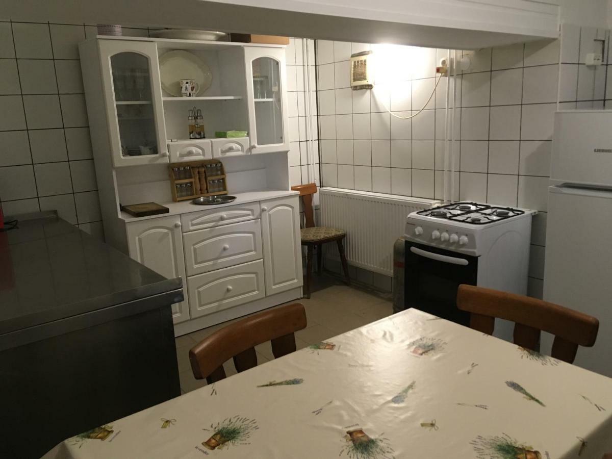 Balatonkenesei Nadfedeles Lovas Vendeghaz Villa Exterior photo
