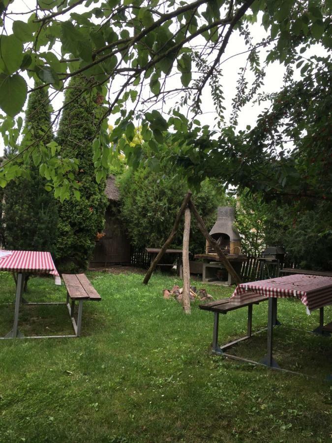 Balatonkenesei Nadfedeles Lovas Vendeghaz Villa Exterior photo