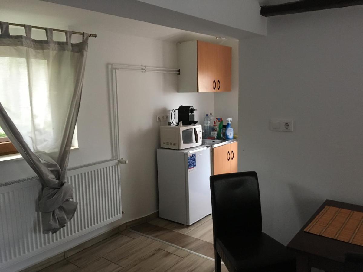 Balatonkenesei Nadfedeles Lovas Vendeghaz Villa Exterior photo